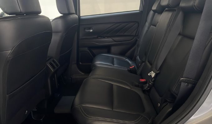Mitsubishi Outlander PHEV
