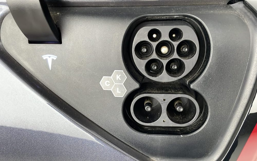 Tesla Model Y Auto RWD